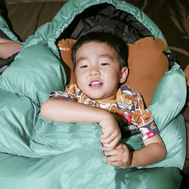 90% Goose Down Children Kid Envelope Camping Sleeping Bag